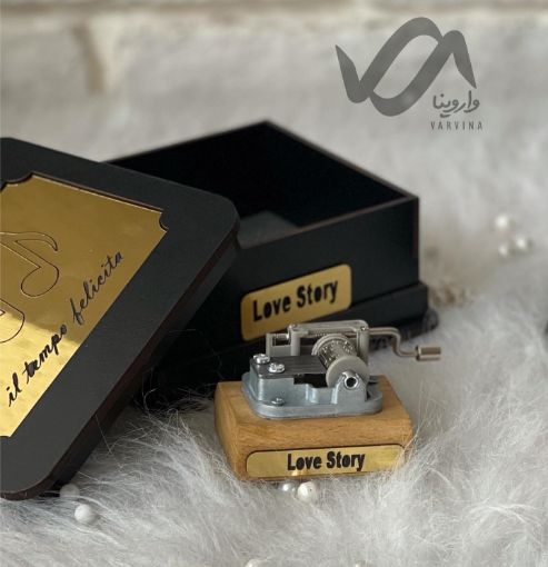تصویر  موزیک باکس Love Story (لاو استوری) پایه ساده
