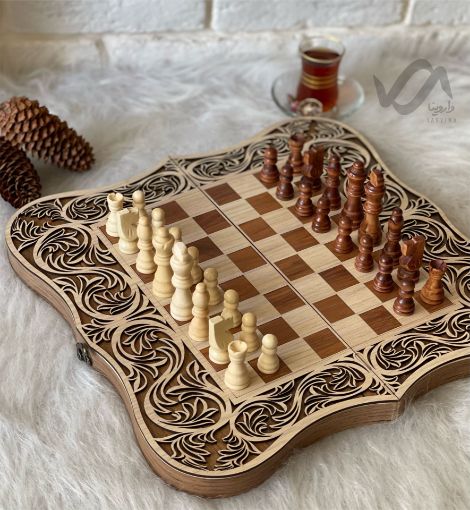 تصویر  تخته نرد و شطرنج چوبی  طرح دار