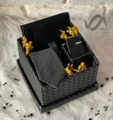 تصویر  باکس هدیه مردانه کلاسیک 